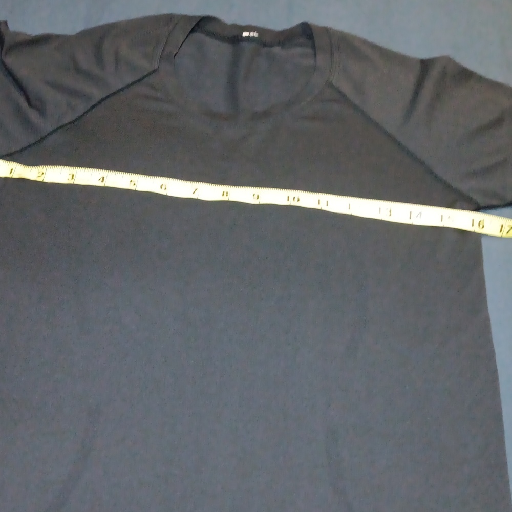 lululemon athletica Charcoal Short Sleeve Tee - Picture 5 of 8